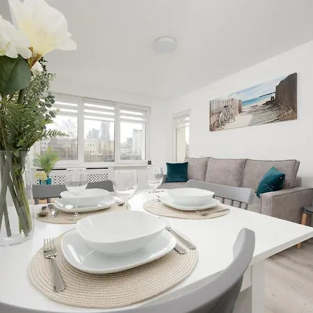 Apartment Elegant In The Centre Of By Renters