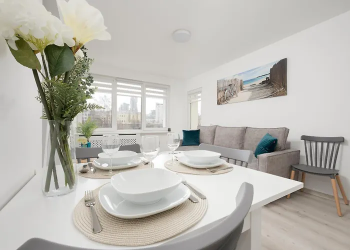 Apartment Elegant In The Centre Of By Renters